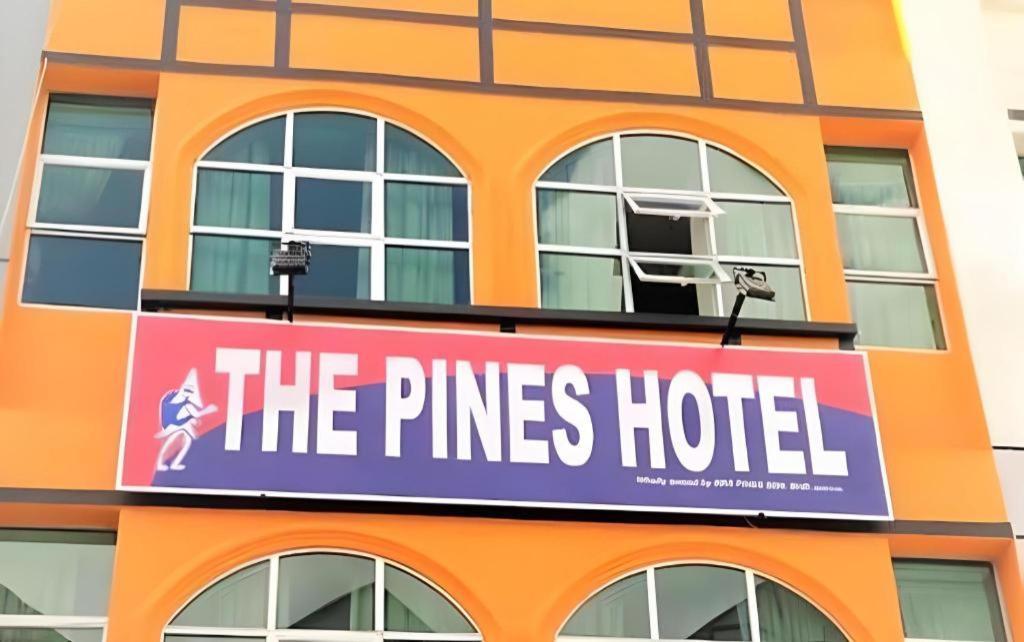 The Pines Hotel Kampung Kuala Terla Extérieur photo