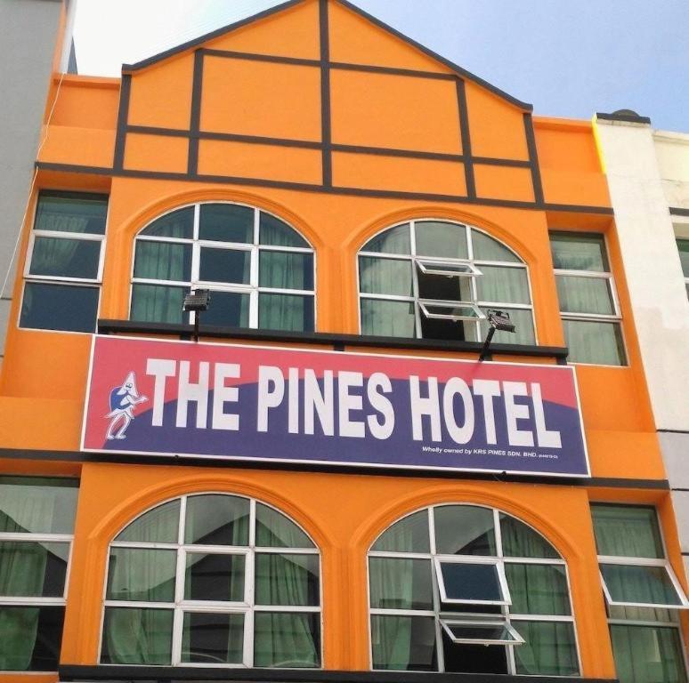 The Pines Hotel Kampung Kuala Terla Extérieur photo
